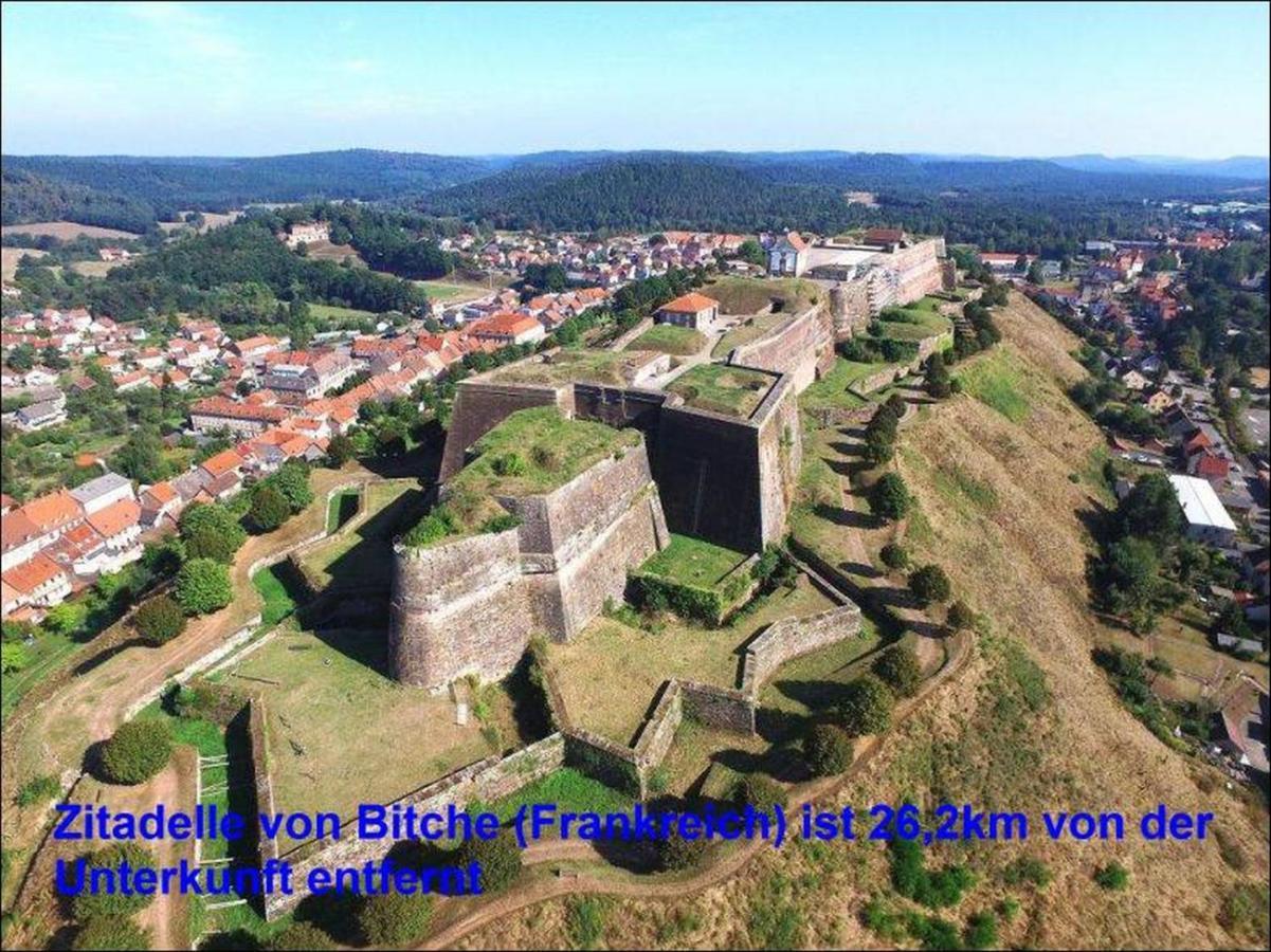 Fewo Pfaelzer Felsenlandschaft 피라마센스 외부 사진